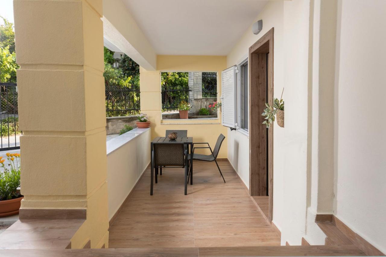 Olivia Apartments Pefkochori Exterior photo